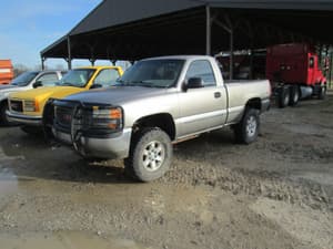 2002 GMC 1500 Image