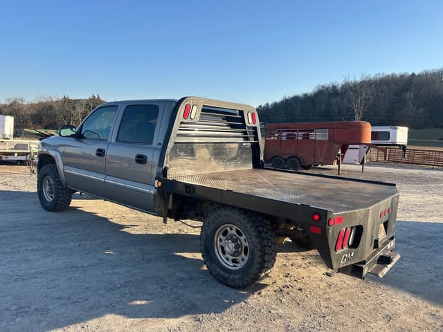 Image of GMC 1500 equipment image 3