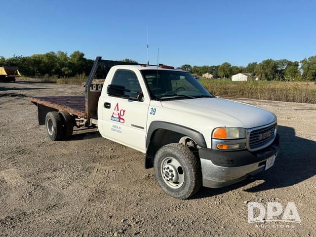 Image of GMC 3500 equipment image 1