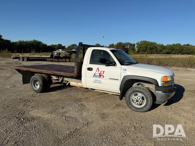 Image of GMC 3500 equipment image 3