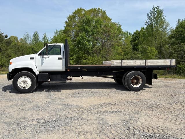 Image of GMC C6500 equipment image 1