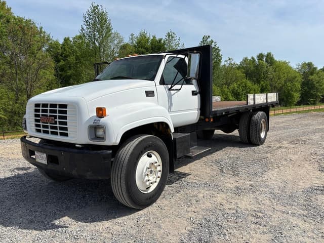 Image of GMC C6500 equipment image 2