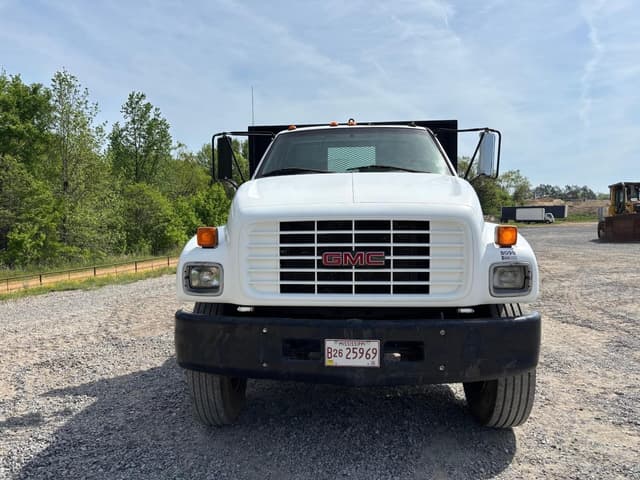 Image of GMC C6500 equipment image 3