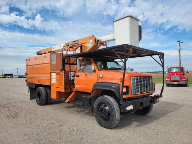 Image of GMC C7500 equipment image 1