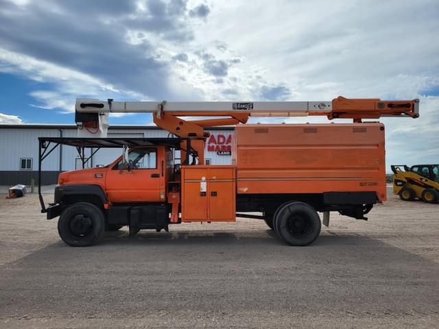 Image of GMC C7500 equipment image 4