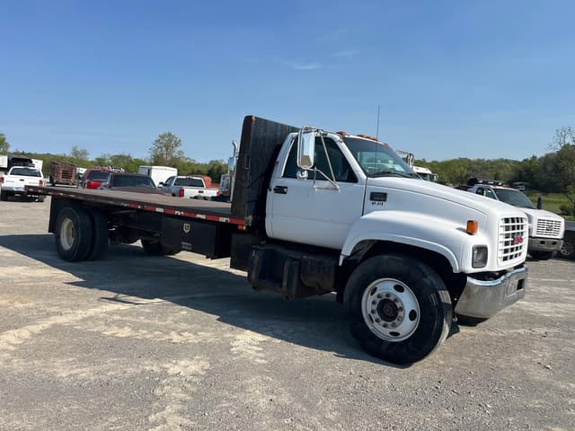 Image of GMC C7500 equipment image 3