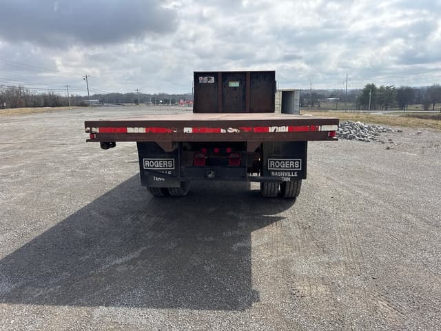 Image of GMC C7500 equipment image 4