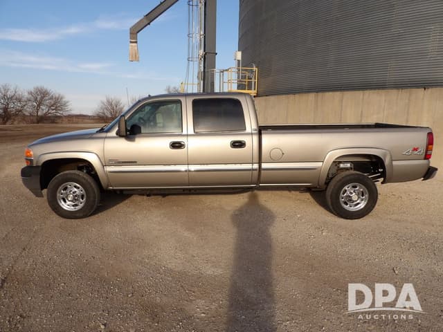 Image of GMC 2500 equipment image 2