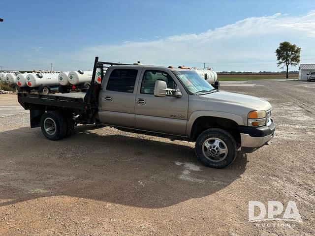 Image of GMC 3500 equipment image 4