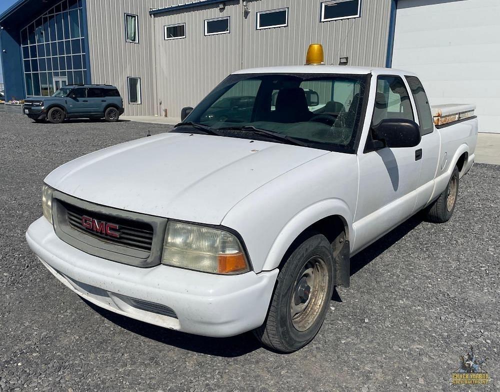 Image of GMC Sonoma Primary image