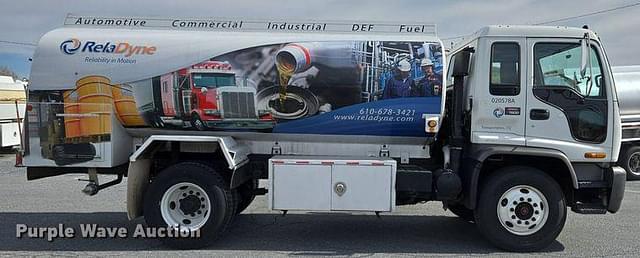 Image of GMC T-7500 equipment image 3