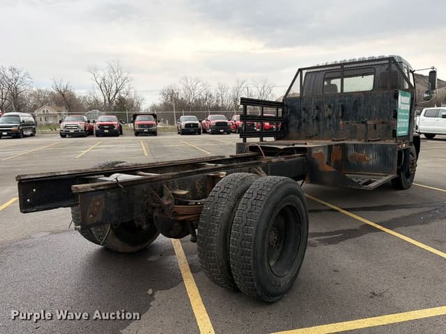 Image of GMC T6500 equipment image 4