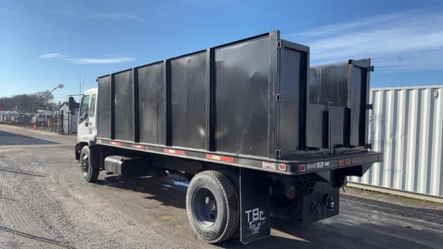 Image of GMC T7500 equipment image 1