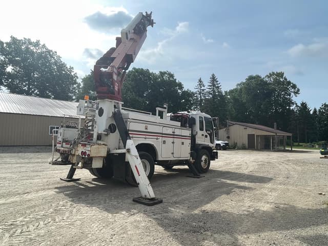 Image of GMC T8500 equipment image 4
