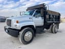 2002 GMC TopKick C6500 Image