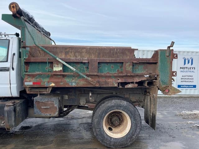 Image of GMC Topkick C7500 equipment image 4