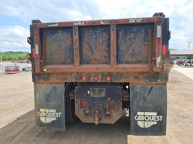 Image of GMC Topkick C7500 equipment image 3