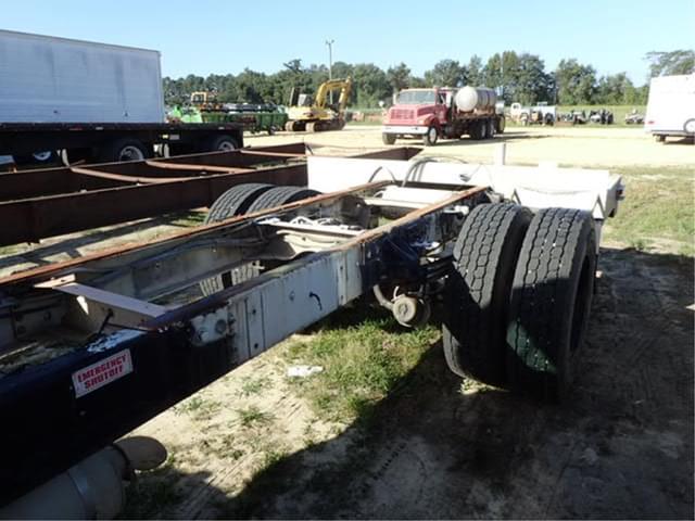 Image of GMC Topkick C7500 equipment image 3