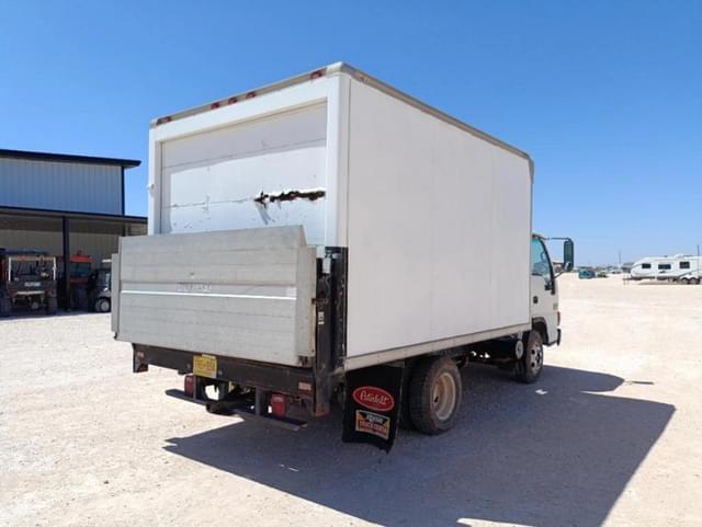 Image of GMC W3500 equipment image 4