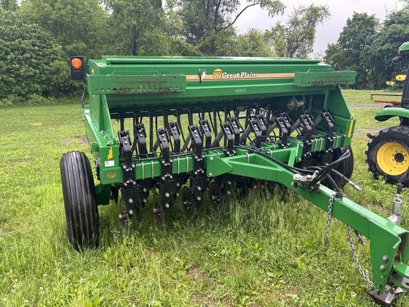 Main image Great Plains 1005NT