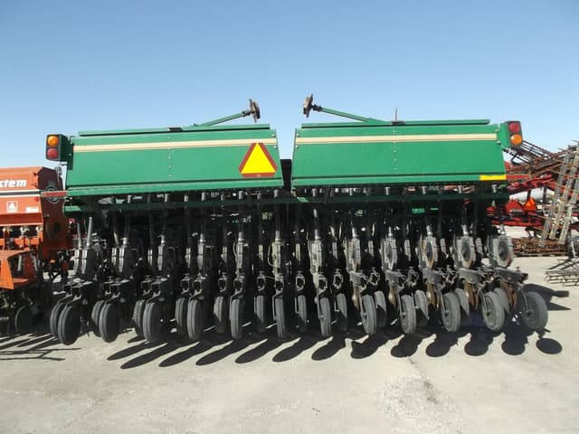 Image of Great Plains 3N-3010P equipment image 4