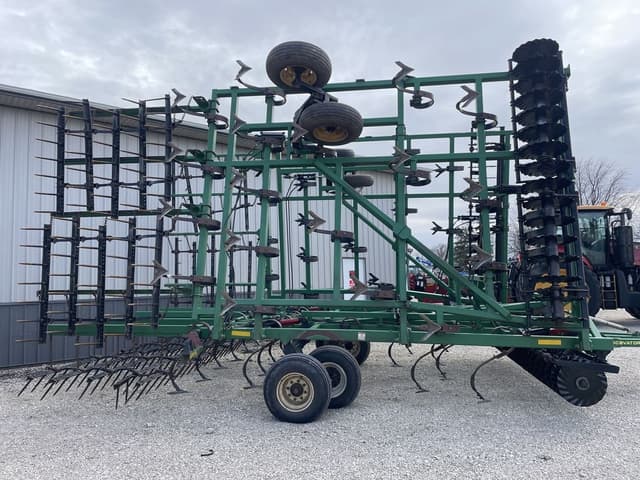 Image of Great Plains 8333 equipment image 1