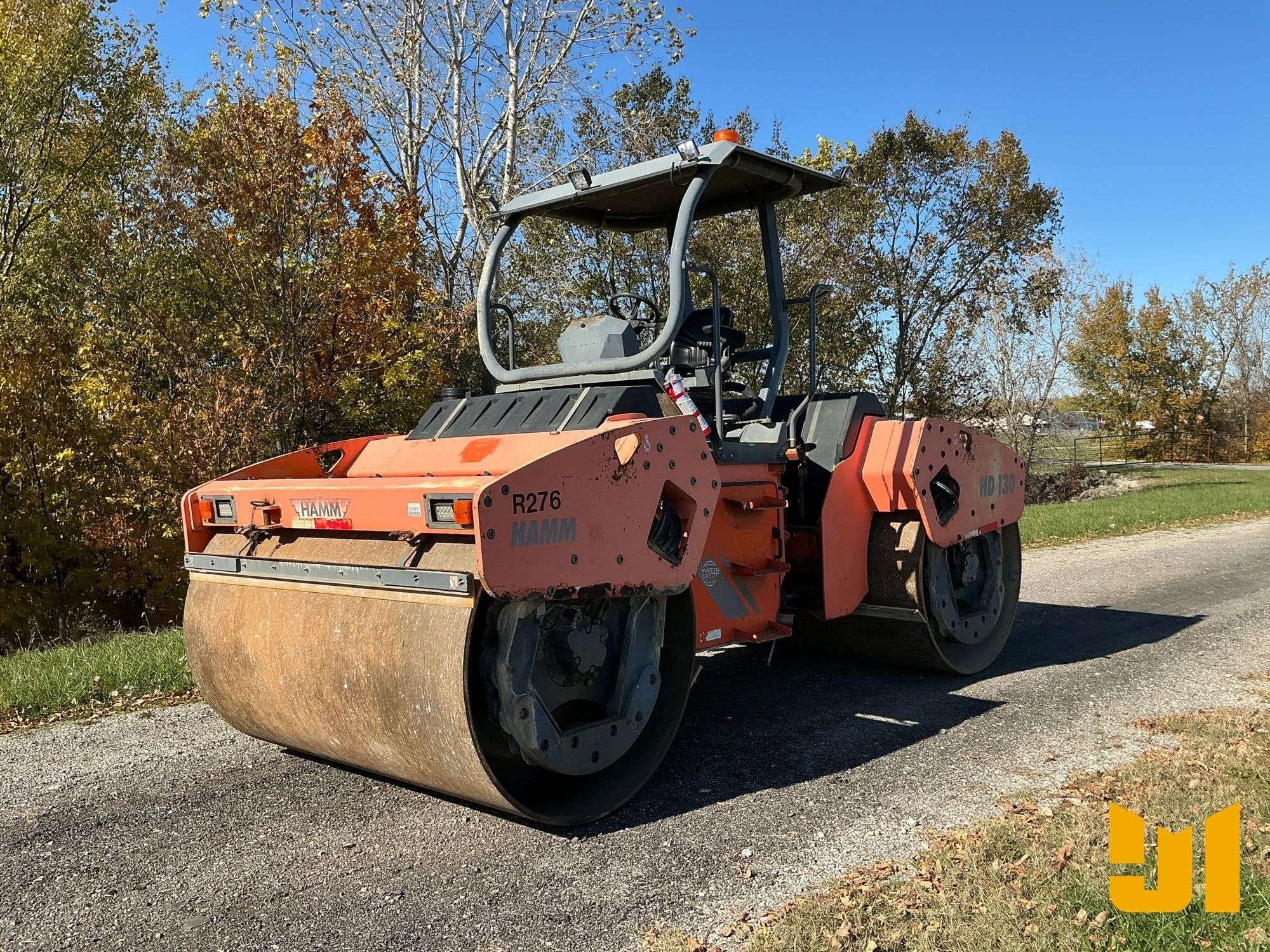 2002 Hamm HD130 Equipment Image0