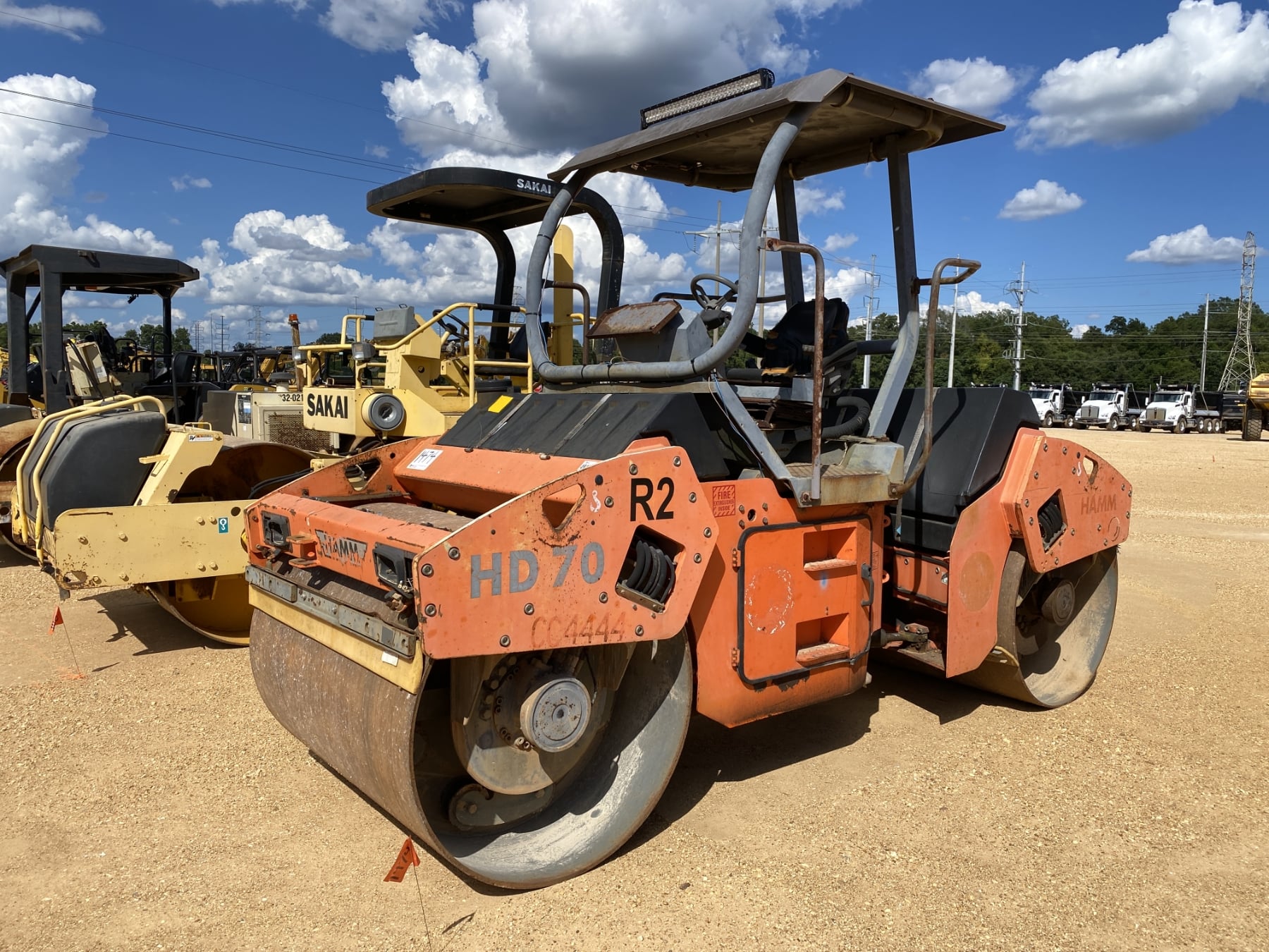 2002 Hamm HD70 Equipment Image0