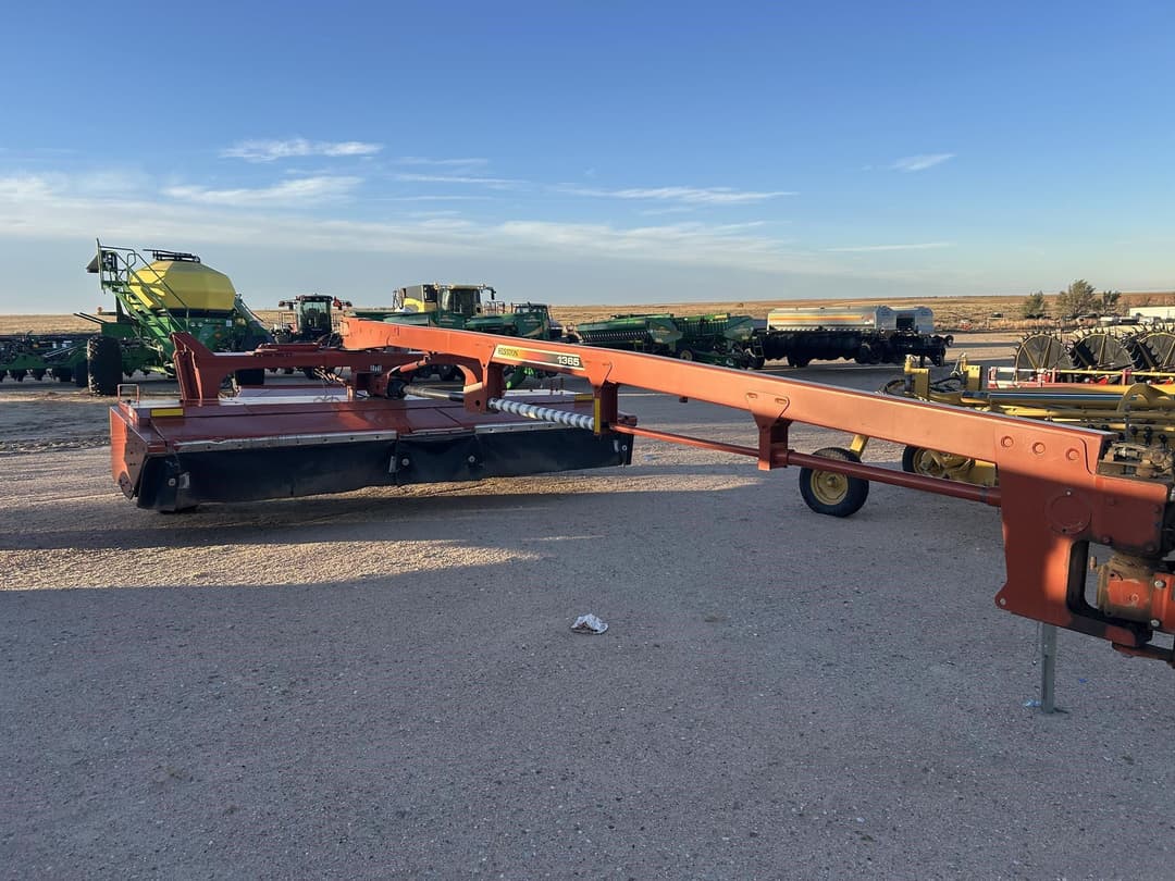 Image of Hesston 1365 Primary image