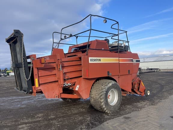 Image of Hesston 4790 equipment image 4
