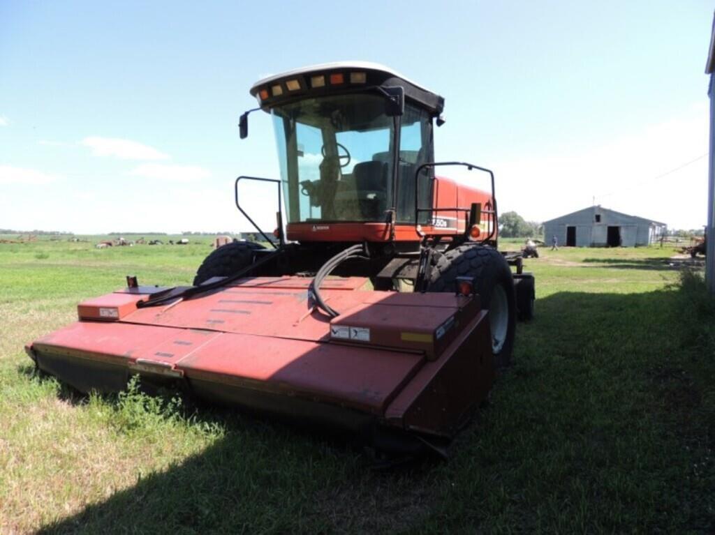 Image of Hesston 8550S Primary image
