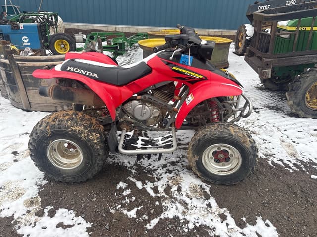 Image of Honda 300 equipment image 4