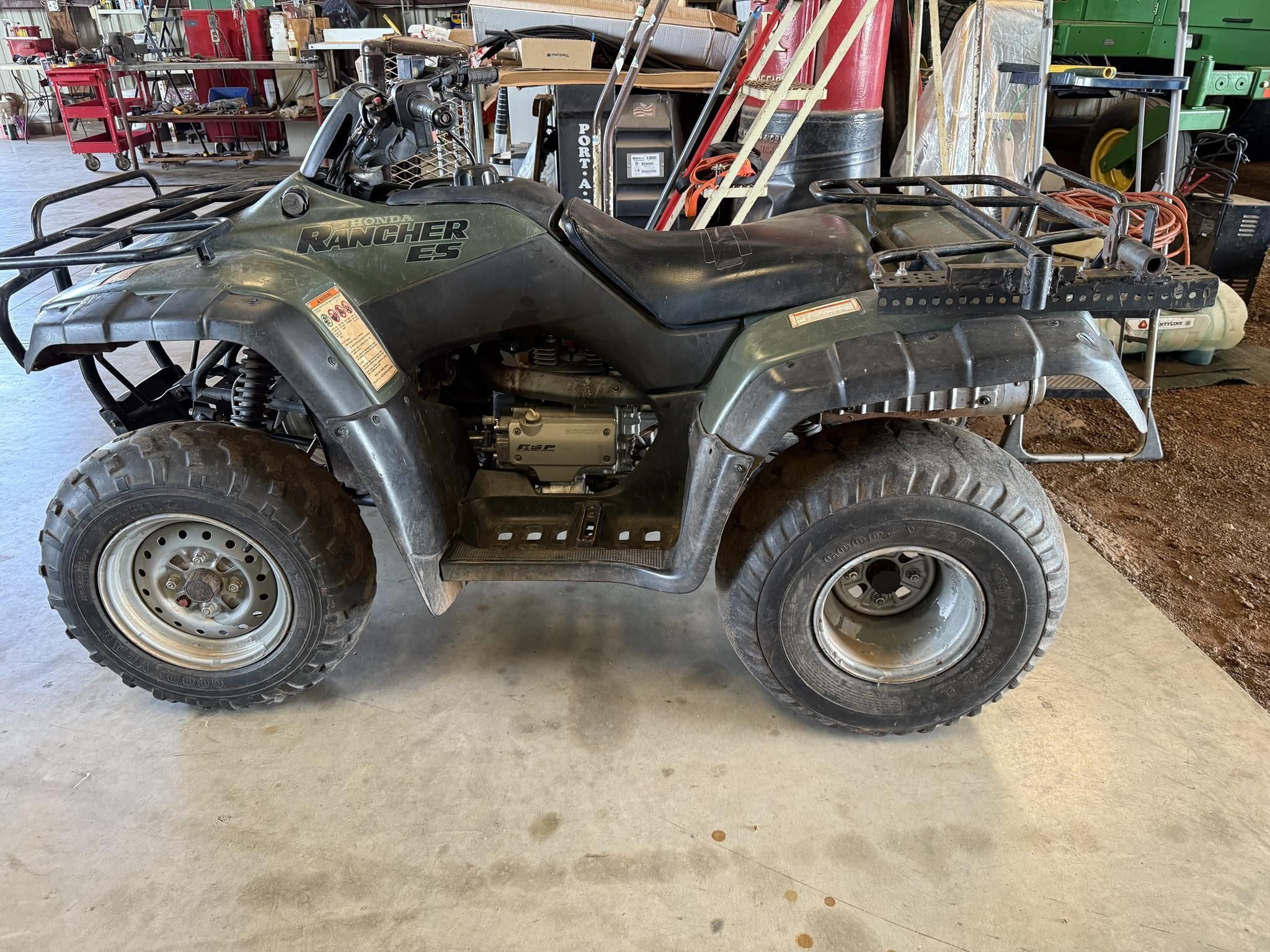 2002 Honda Rancher ES Equipment Image0