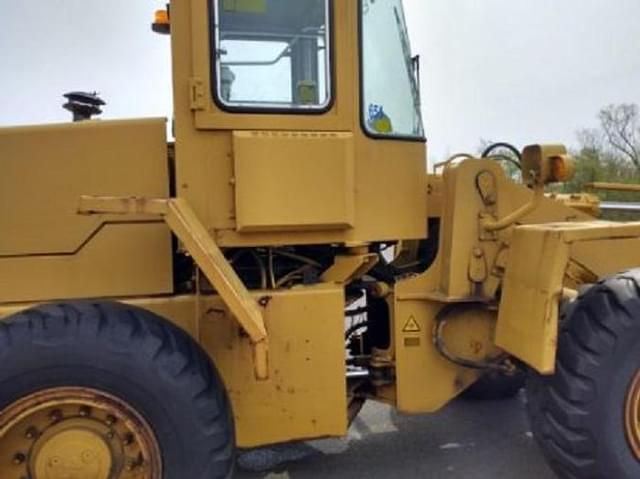 Image of Hyundai HL740-3 equipment image 2