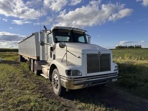 2002 International 9400i Image