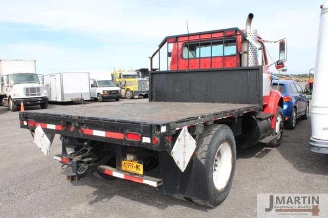 Image of International Navistar equipment image 2