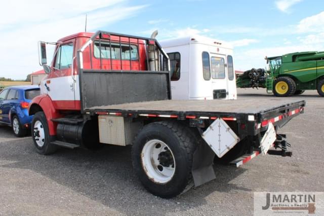 Image of International Navistar equipment image 3
