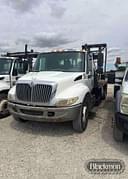 2002 International 4300 Image