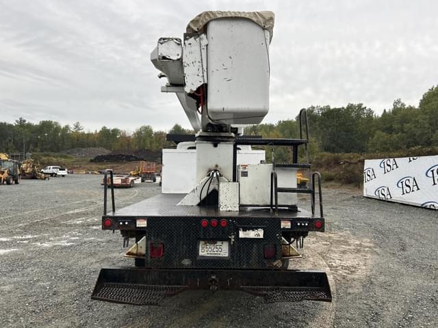 Image of International 4300 equipment image 3