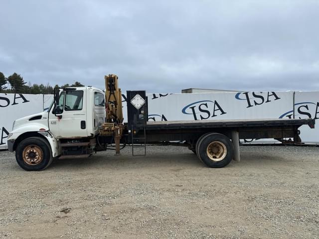 Image of International 4300 equipment image 1