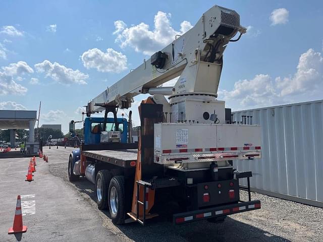 Image of Peterbilt 365 equipment image 1