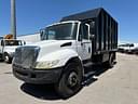 2002 International 4300 Image