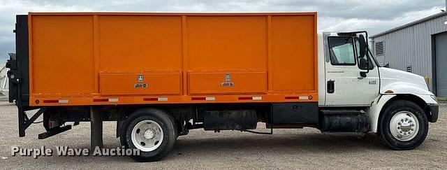 Image of International 4300 equipment image 3