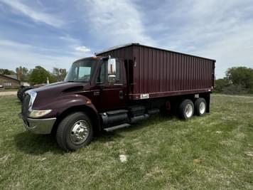 Main image International 4400