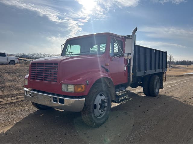 Image of International 4700 equipment image 3