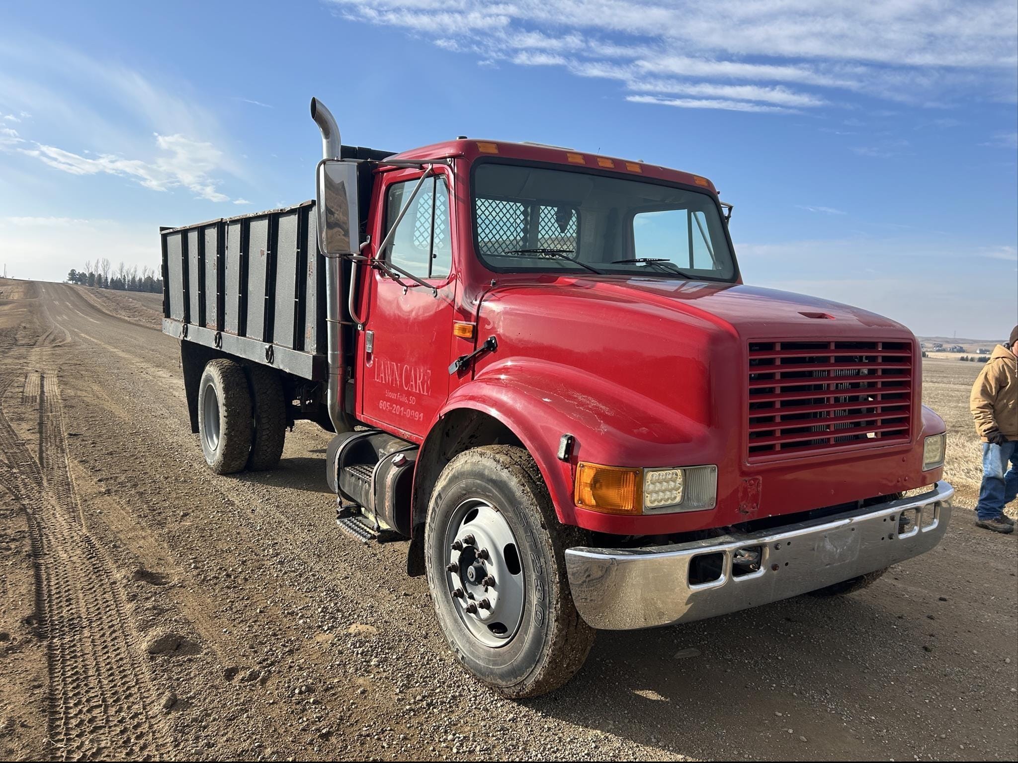2002 International 4700 Equipment Image0