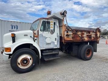 Main image International 4700