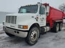 2002 International 4900 Image