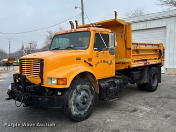 Main image International 4900