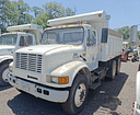 2002 International 4900 Image